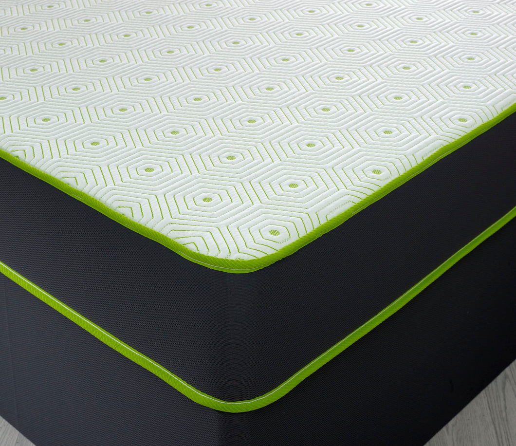 Pocket spring store hybrid mattress